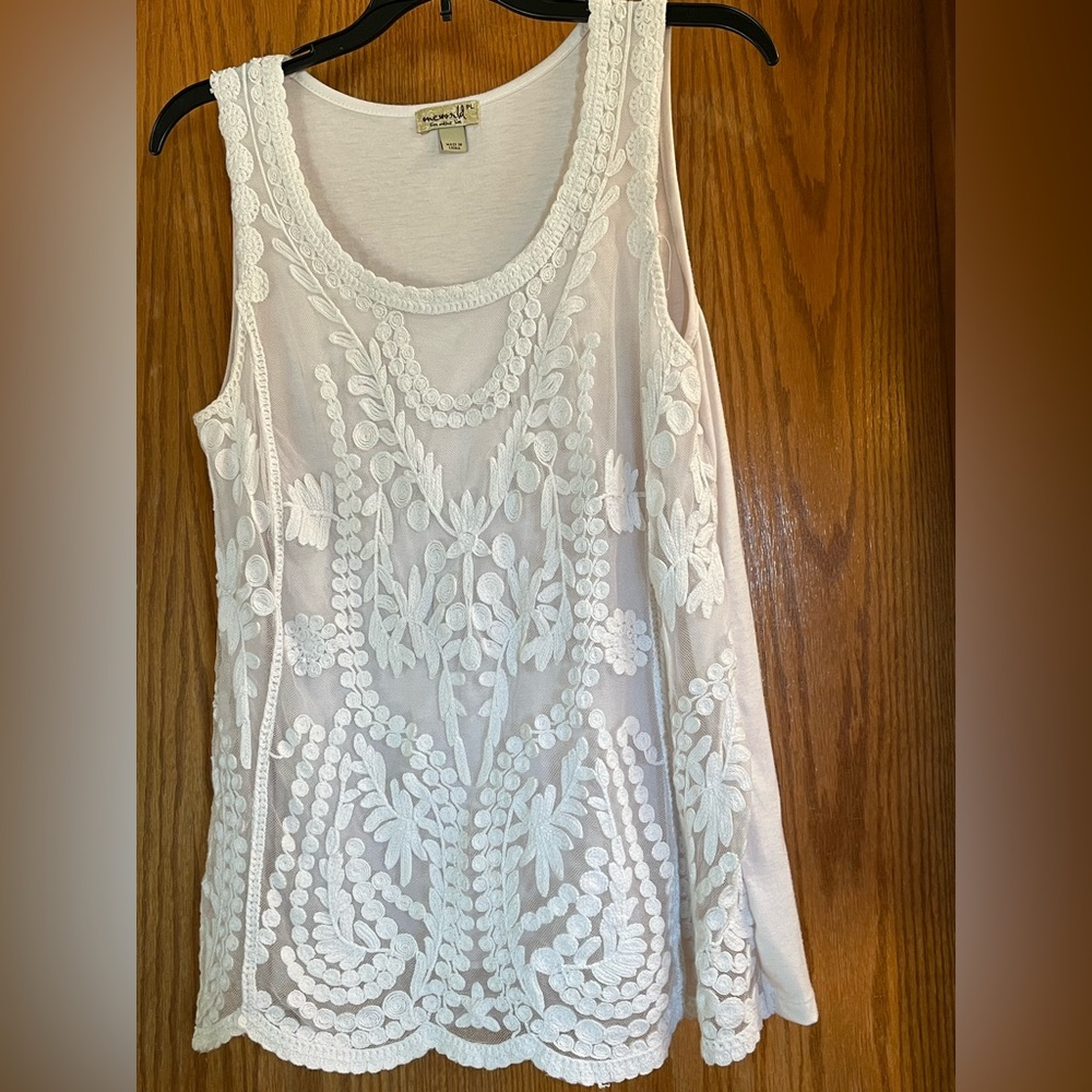 ONE WORLD Ivory Floral Lace Tank Top